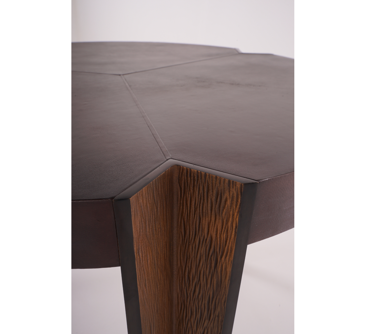 Столик RAY Philippe Hurel, стоимость 880 000 руб.  Фотография 1